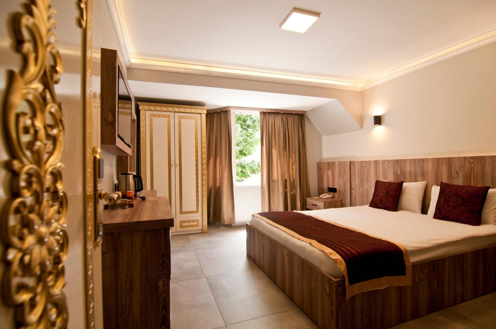 Vali Konak Hotel Istanbul Exterior photo